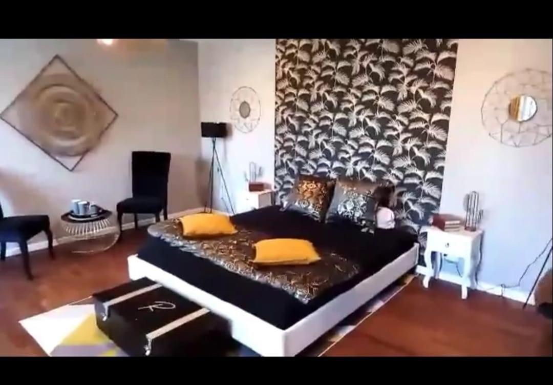 O'Gb La Rennaissance Bed & Breakfast Шенонсо Екстериор снимка